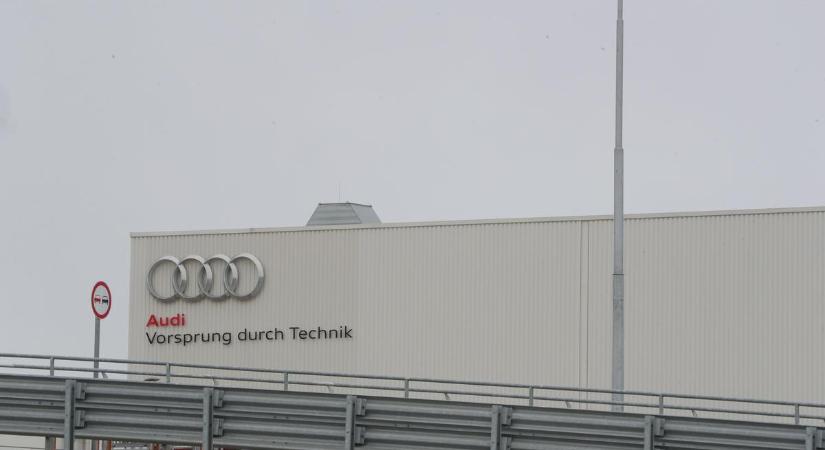 Végre megvan a bérmegállapodás: ekkora fizetésemelésre számíthatnak a győri Audinál dolgozók