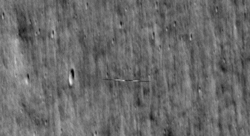 Furcsa mesterséges tárgy repült el a Hold előtt, a NASA lefényképezte