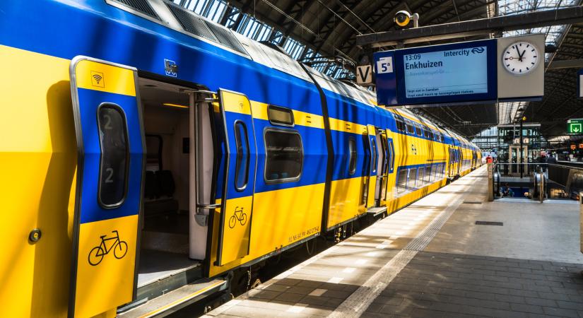 Ezért áll meg három percre minden vonat szombaton, rendkívül aggasztó a helyzet Hollandiában