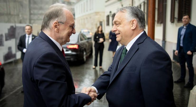 Orbán Viktor: erősíteni kell a magyar-német kétoldalú kapcsolatokat