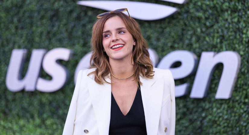 Emma Watson levetkőzött! A Harry Potter bombázó világsztárja félmeztelenül ünnepelte születésnapját - fotó