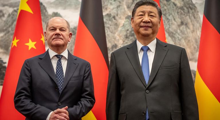 Kínai elnök: Hatalmas potenciál van a Kína és Németország közötti együttműködésben