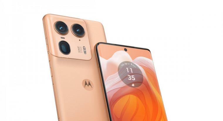 Magyarországon is kapható lesz a Motorola mesterséges intelligenciás csúcsmobilja két olcsóbb modellel együtt