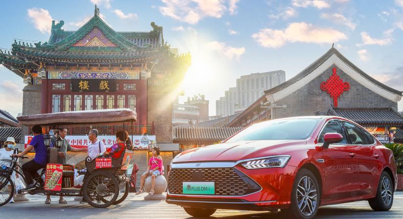 Messze van még Kína az autóiparunk elsöprésétől