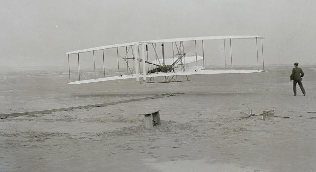 Pénzfeldobással döntötték el a Wright fivérek, hogy melyikük repülhet először