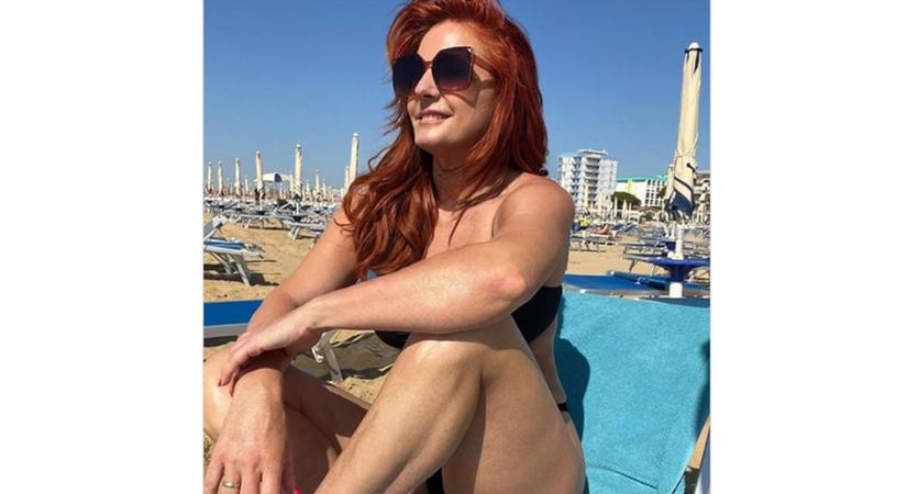 Az 54 éves Keleti Andrea bomba bikiniben: irtó szexi a kommentelők szerin