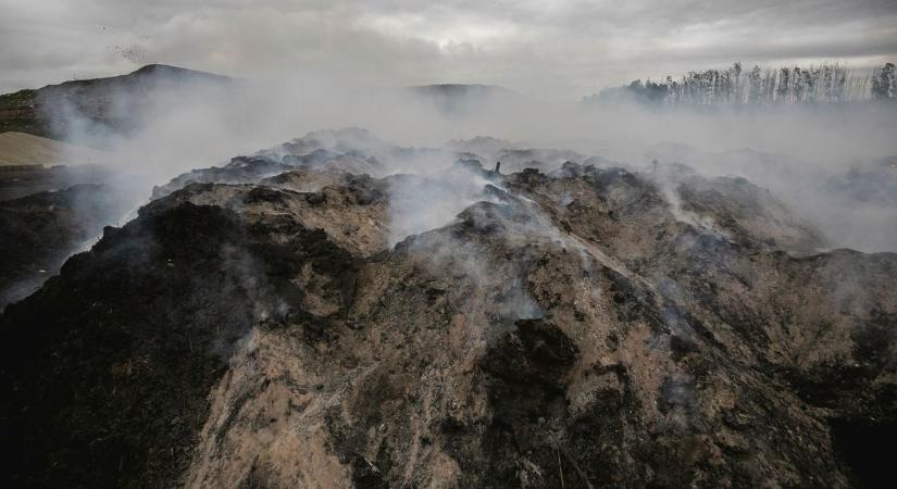 Hatalmas tűz pusztított Debrecenben, sokáig gomolygott a füst is