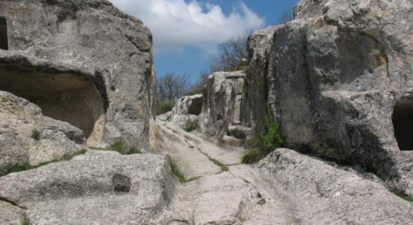 Esti Kermen: egy ősi barlangváros, ahol egykoron több százan éltek