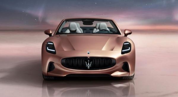 A Maserati bemutatja a GranCabrio Folgore-t