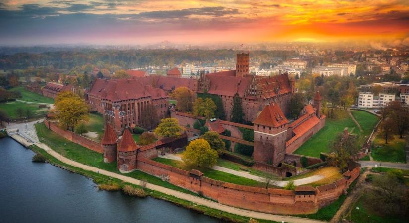 Malbork vára a világ legnagyobb erődítménye Lengyelországban
