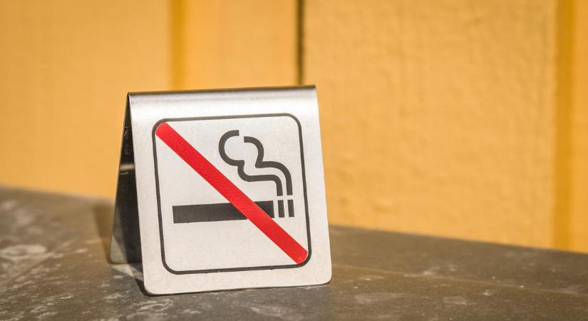 Magyarországon tiltsák be teljesen a dohányzást?