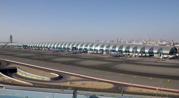 Pánik Dubajban: elöntötte a víz a repülőteret