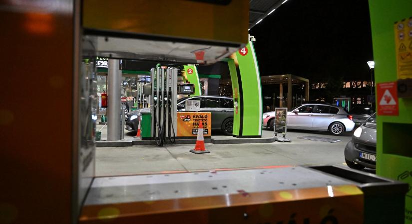 Augusztus után megint többe fog kerüli a benzin, mint a dízel