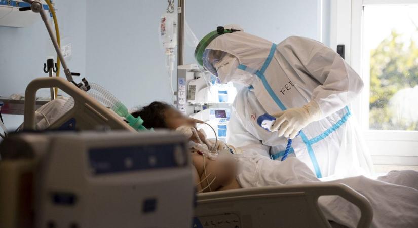 Drámai rekord az olaszoknál: közel ezren hunytak el 24 óra alatt a vírus miatt
