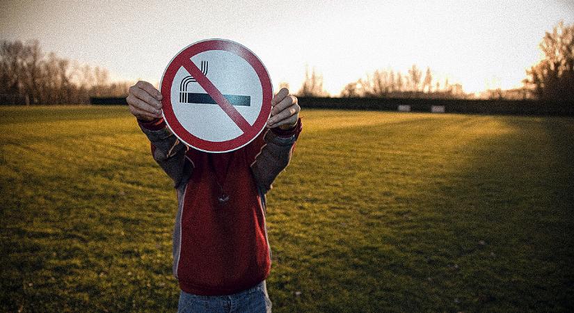 Szavaztak a magyarok arról, hogy betiltsák-e teljesen a dohányzást