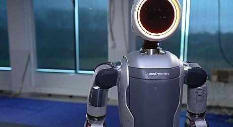 Vadiúj, immár elektromos Atlas robotot jelentett be a Boston Dynamics