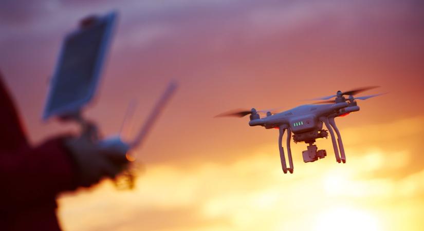 Drónnal kutatják az illegális szemétlerakatokat Kelebián