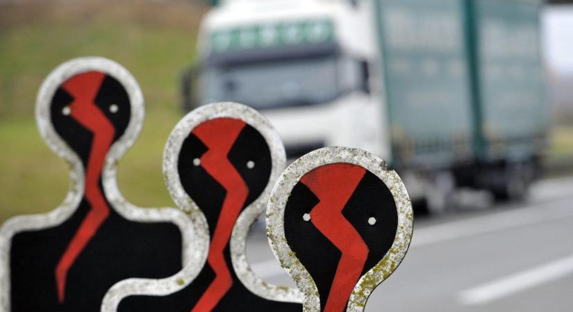 Most lehet hibáztatni Brüsszelt: kamionok áradatát szabadítja az utakra