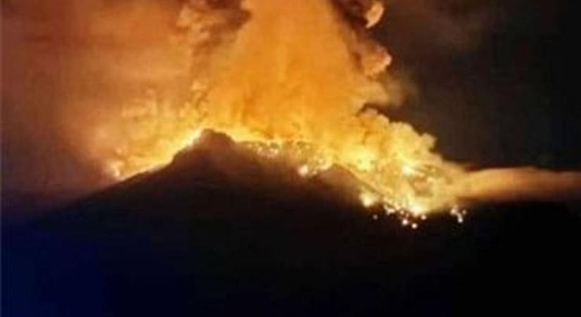 Cunami-figyelmeztetést adtak ki a vulkánkitörés után