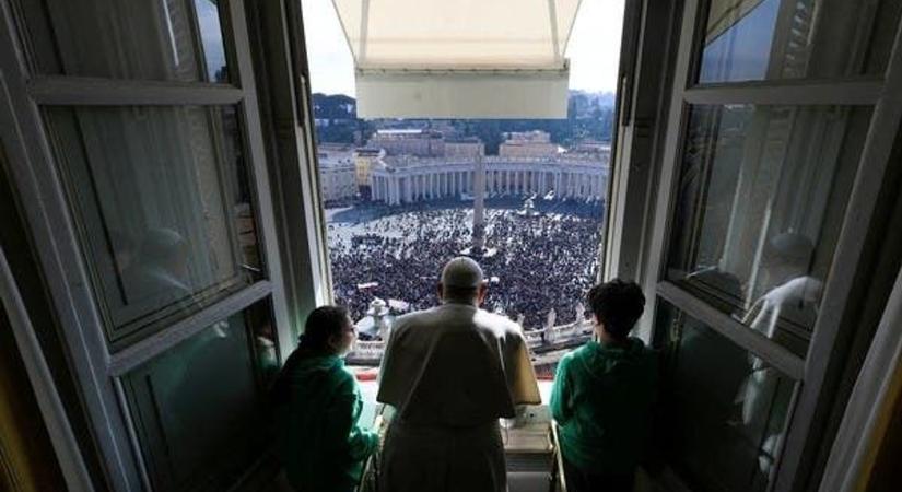 Késekkel felfegyverkezett bűnözőt fogtak el a Vatikánban