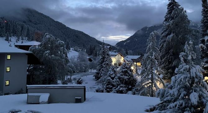 Hétfőn még nyár, kedden már tél volt az osztrák Alpokban