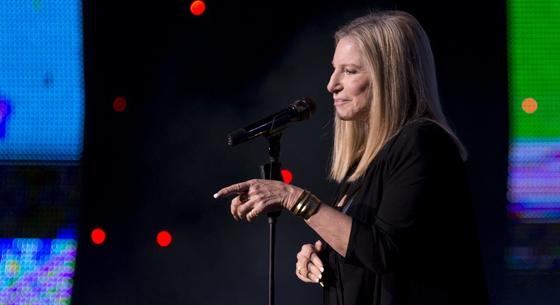Új dallal jelentkezett Barbara Streisand