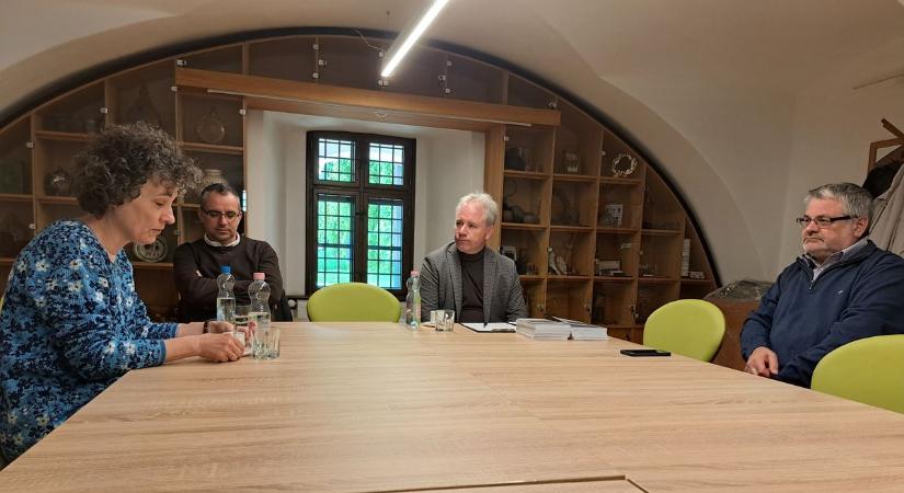 Bemutatkozott a Tokaj-Hegyalja Egyetem új kutatói köre