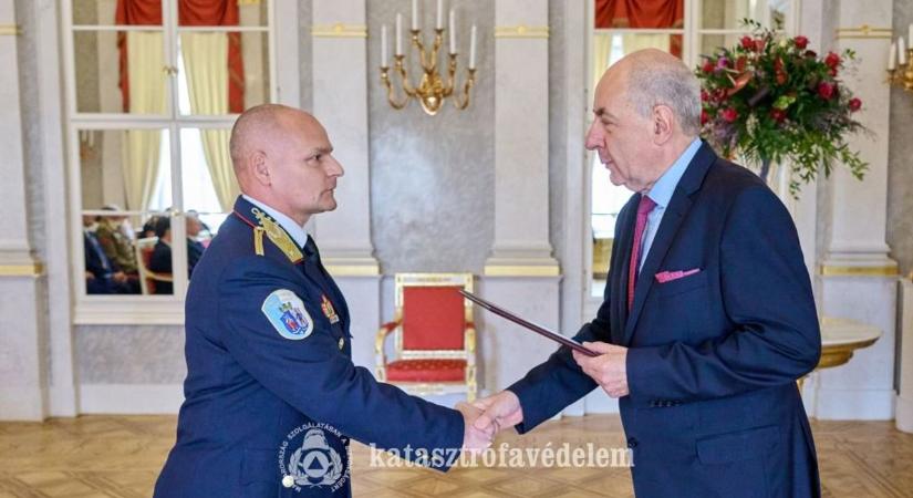Dandártábornokká nevezték ki Huszár Tibor József tűzoltó ezredest, a Bács-Kiskun Vármegyei Katasztrófavédelmi Igazgatóság igazgatóját