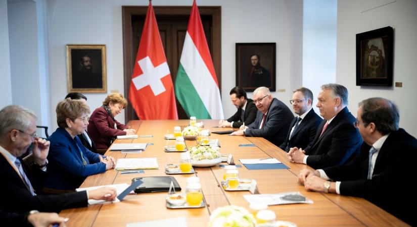 Orbán Viktor a svájci államfővel tárgyalt