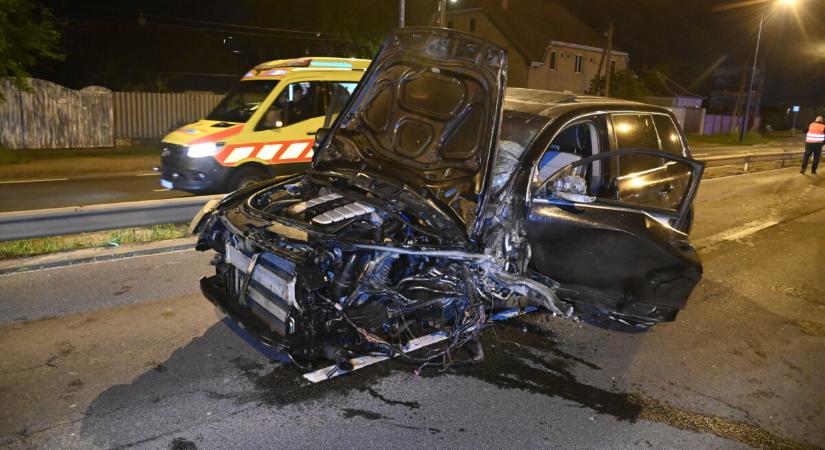 Friss: 7 embert üldözi a rendőrség az éjszakai halálos baleset okozás kapcsán