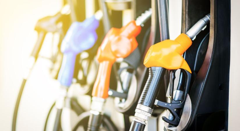 Nagy Márton fontos bejelentést tett az autósoknak: A kormány vizsgálja a benzinárat, a Mol nem tartja be a megállapodást