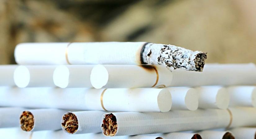 Smoking Comes Under Government Fire