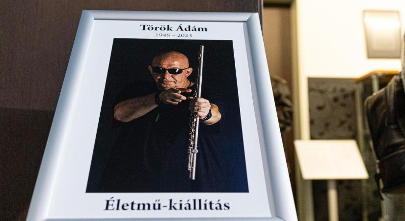 Török Ádám emlékkiállítás nyílt a Rockmúzeumban - fotók