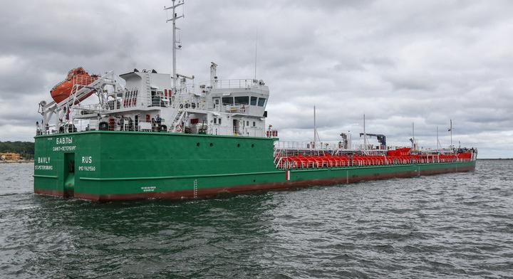 Környezeti katasztrófát okozhatnak a tengeri hajózásra alkalmatlan orosz tartályhajók