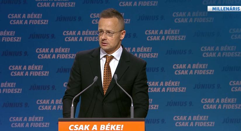 Szijjártó Péter: a béke színe a narancs, a béke neve Fidesz