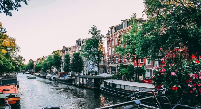 Nem kérnek a turistákból Amszterdamban
