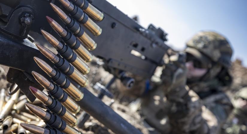 Fellélegezhetnek az ukránok: zöld utat kapott a hatalmas amerikai fegyvercsomag a Kongresszustól