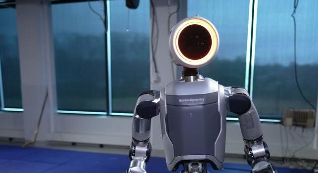 Kigyúrta magát a Pixar-lámpa? Ja nem, ez csak a Boston Dynamics új robotja