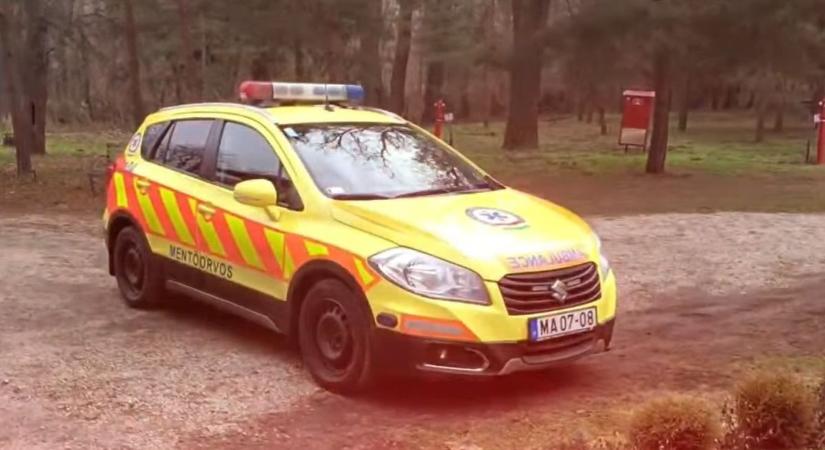 Nyugdíjazták Szuzkát, a tatabányai mentőállomás kicsi kocsiját videó