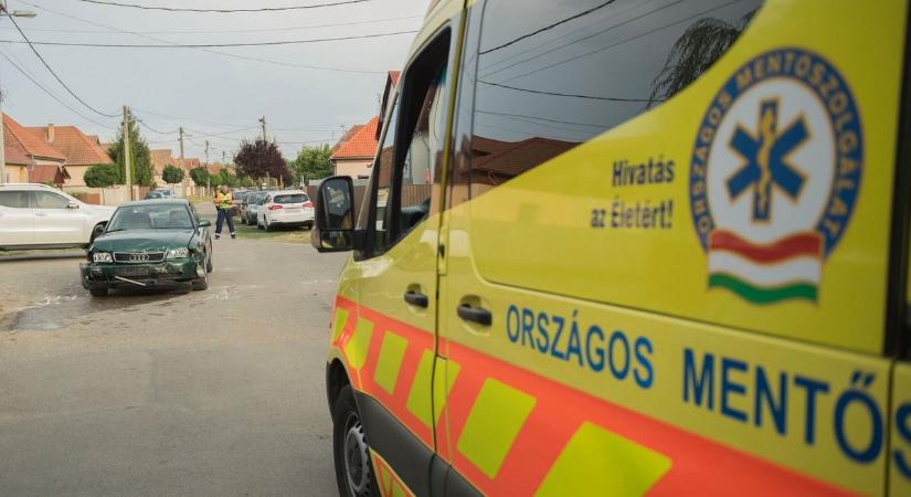 Baleset Berettyóújfaluban, tűzoltókat és mentőket is hívtak a helyszínre