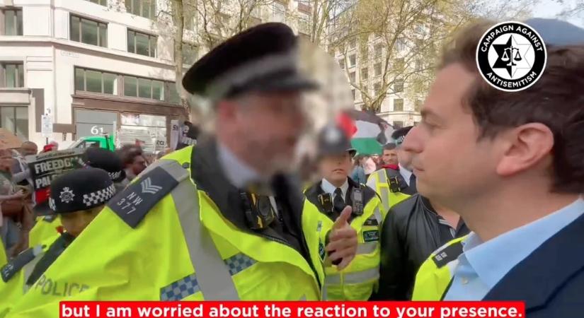 London: Letartóztatással fenyegetettek meg egy békésen sétáló kipás zsidót