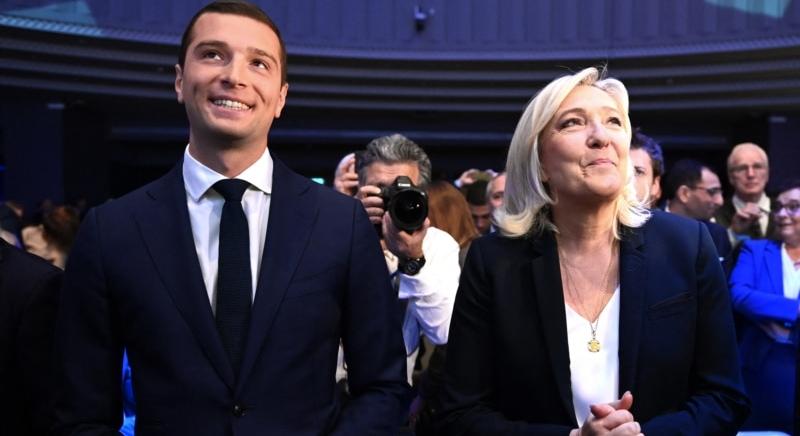 Fiatalos lendületet kapott a francia szélsőjobboldal a 28 éves pártelnökkel