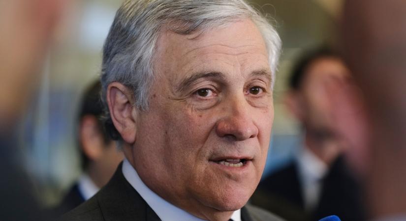 Antonio Tajani vezeti a Hajrá Olaszország párt EP-jelöltlistáját