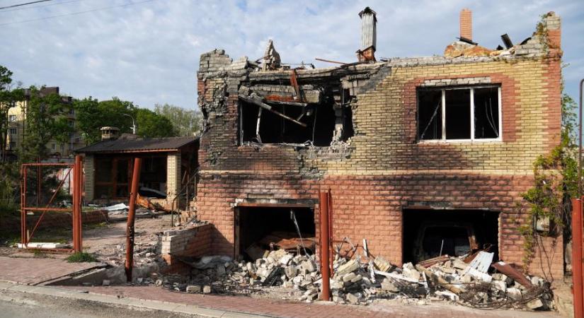 Két ukrán férfi vesztette életét egy vovcsanszki támadásban, civilek haláláról tettek bejelentést az oroszok is