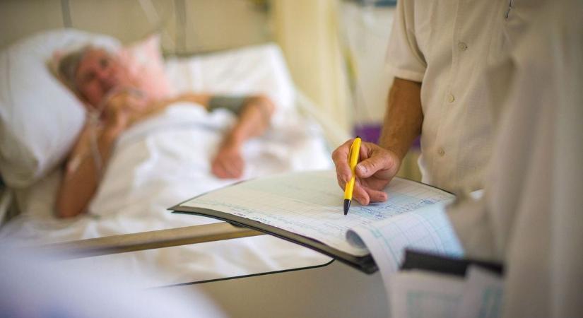 Kórházi ellenőrzéseket indít a Belügyminisztérium – megnézik, tényleg ott vannak-e a betegek