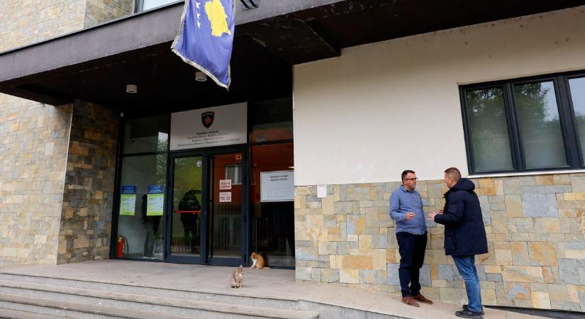Bojkottálták a szerbek az észak-koszovói népszavazást