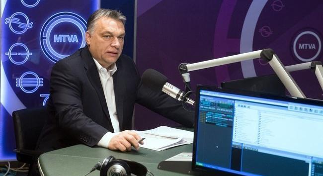 Orbán Viktor: az EU be akar hozni 34 millió migránst
