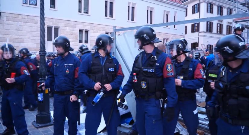 Húszezer darab csapatszolgálati kiszerelésű könnygázt venne a rendőrség