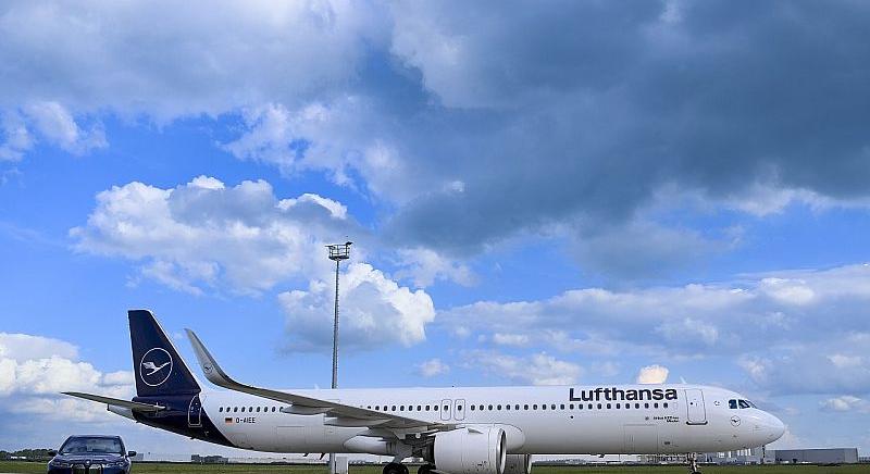 A Lufthansa is segíti a debreceni BMW-t