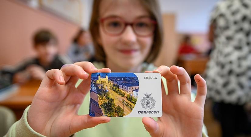 Már több mint 14 ezer debreceni diáknak igényeltek junior városkártyát